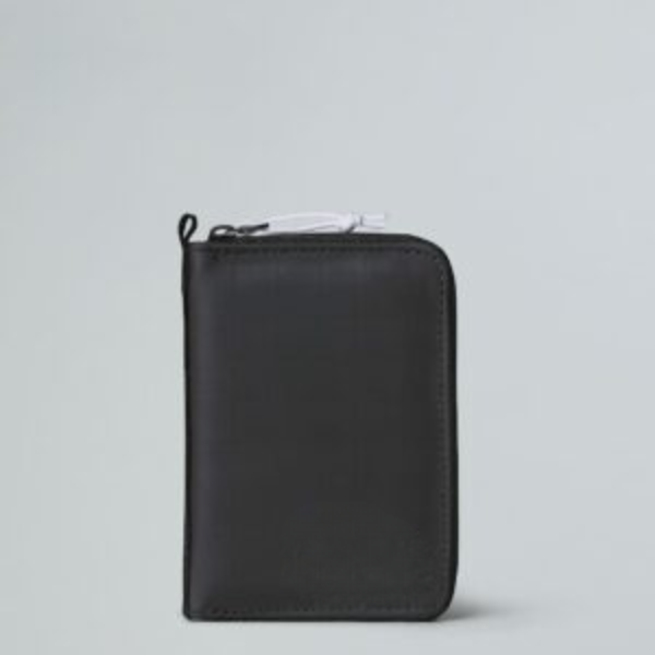 Base Camp Voyager Wallet