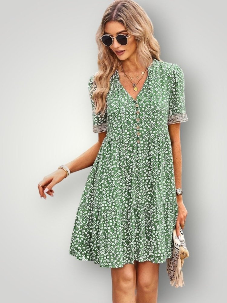 Damenkleid mit Blütenmuster und eleganter Passform